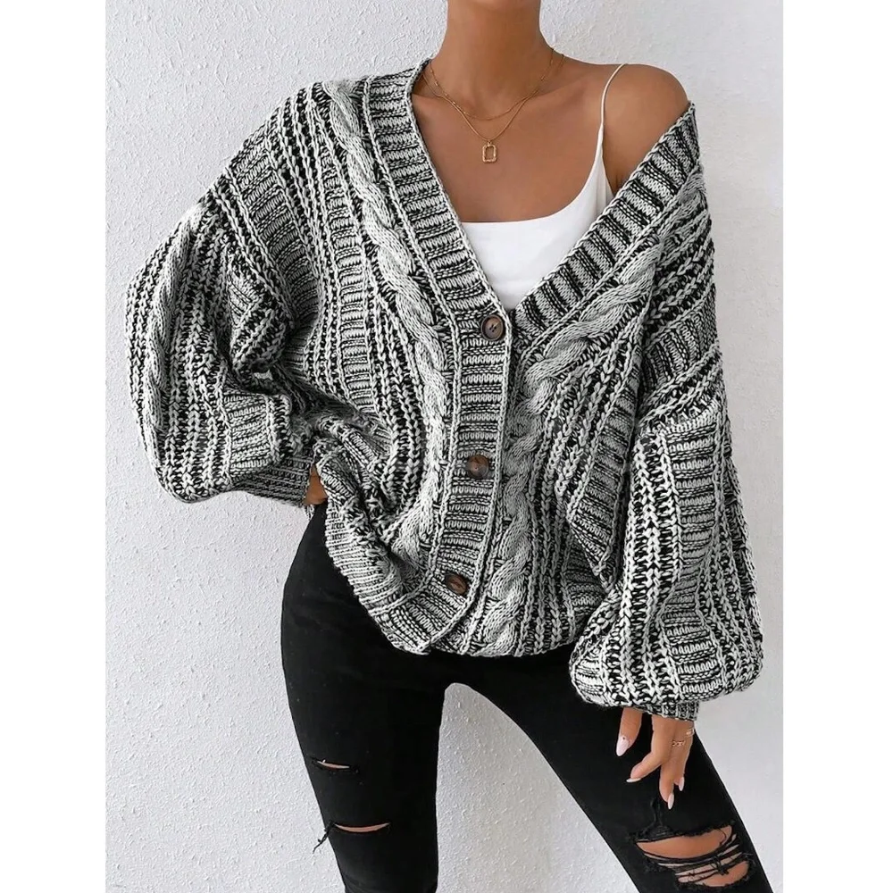 Oversized Grey Cable Knit Cardigan Long Sleeves Hip Length Buttoned - Picture 2 of 16